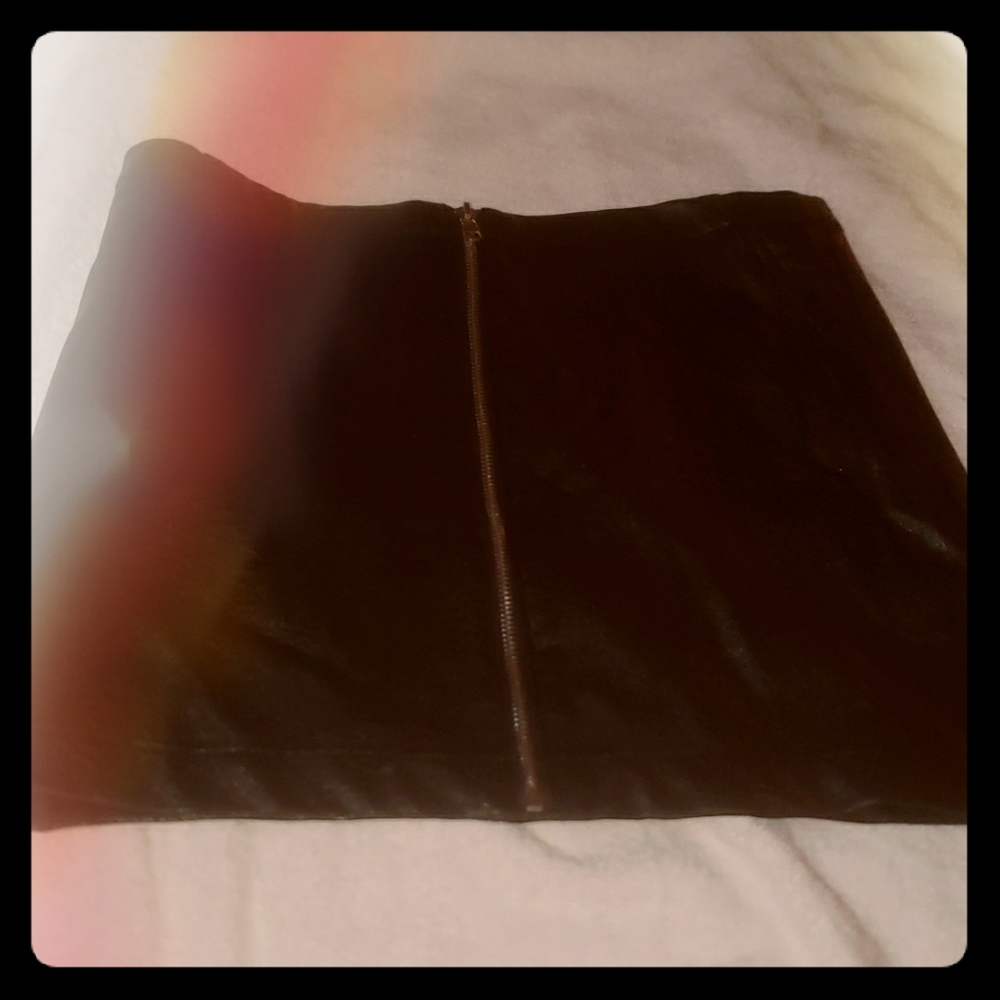 Leather skirt
